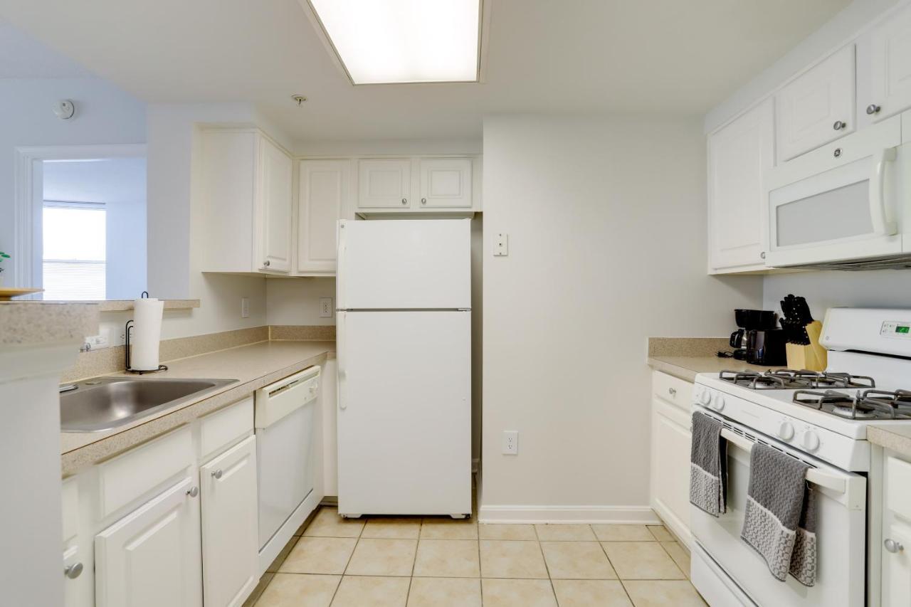 Elegant And Charming Condo At Ballston With Pool Arlington Exterior foto