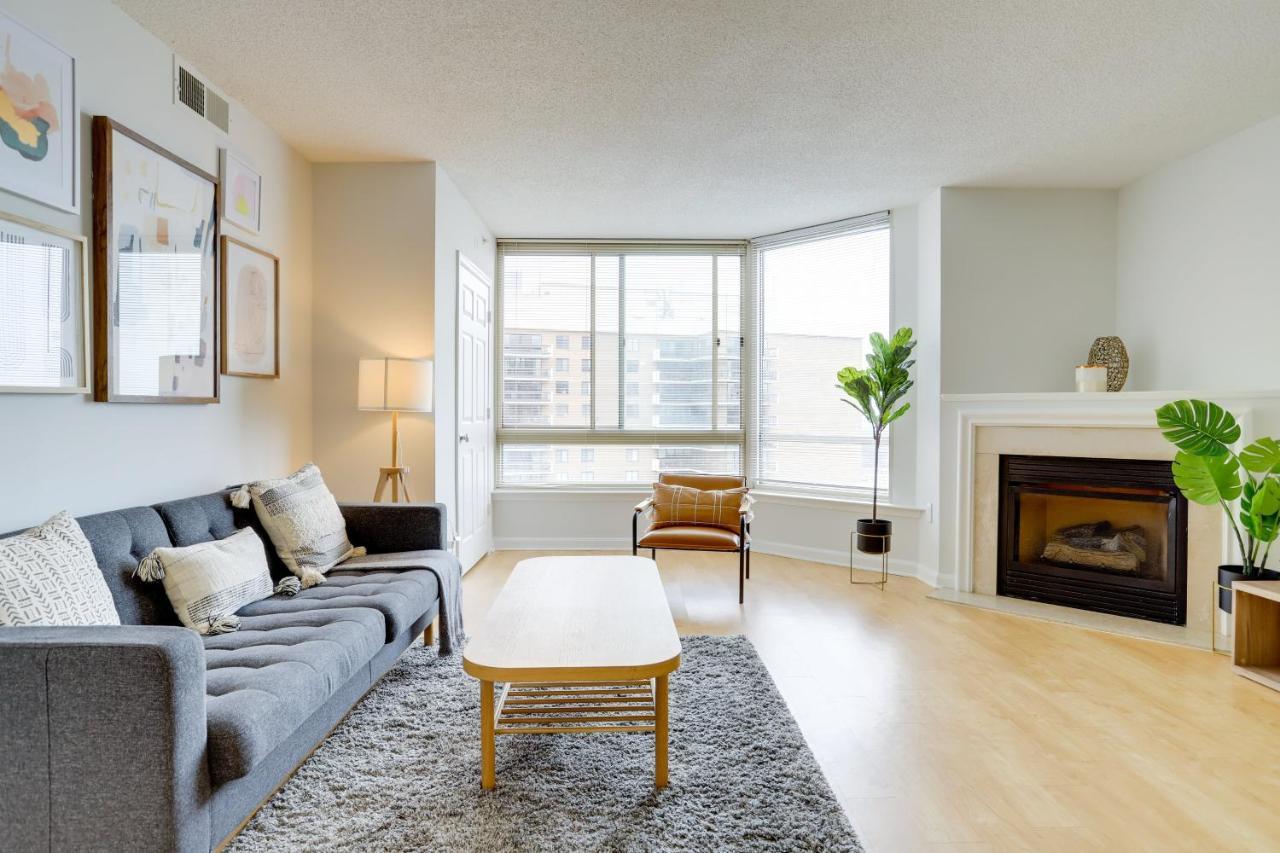Elegant And Charming Condo At Ballston With Pool Arlington Exterior foto
